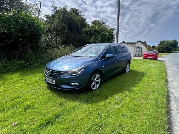 Vauxhall Astra Estate, Diesel, 2017, Blue