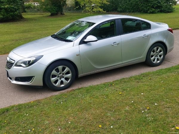 Opel Insignia Saloon, Diesel, 2016, Silver