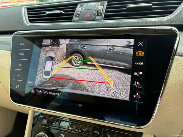 Skoda Superb Hatchback, Diesel, 2023, Grey