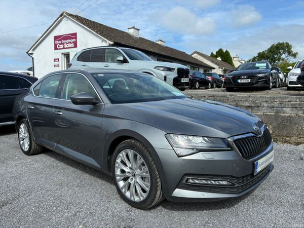 Skoda Superb Hatchback, Diesel, 2023, Grey
