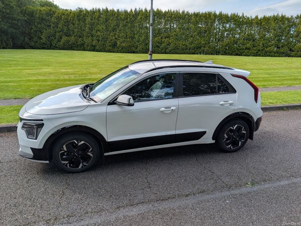Kia Niro SUV, Electric, 2023, White
