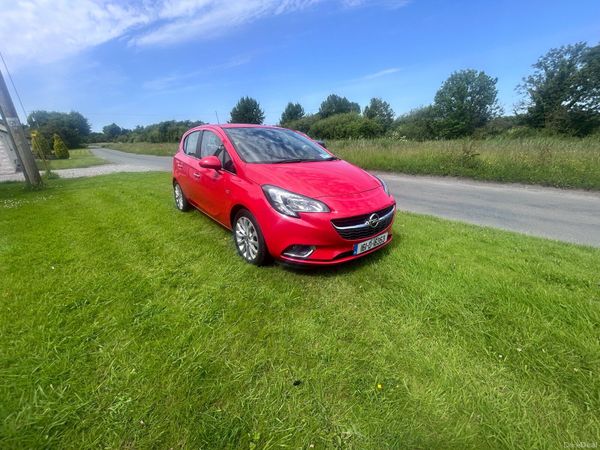 Opel Corsa Hatchback, Petrol, 2016, Red