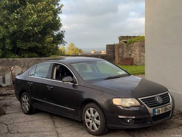 Volkswagen Passat Saloon, Diesel, 2008, Brown