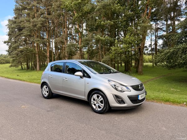 Opel Corsa Hatchback, Petrol, 2014, Silver