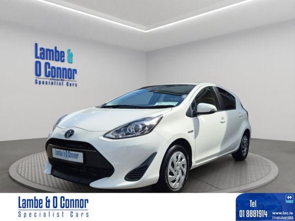 Toyota Aqua Hatchback, Petrol Hybrid, 2019, White