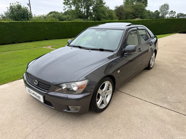 Lexus IS Saloon, Petrol, 2004, Grey