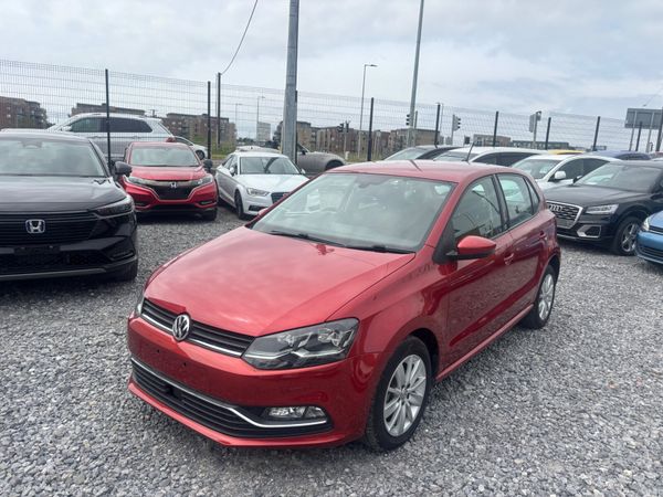 Volkswagen Polo Hatchback, Petrol, 2016, Red