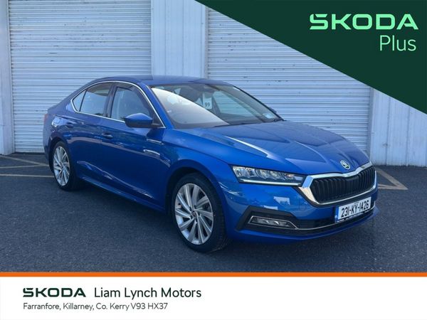 Skoda Octavia Saloon, Diesel, 2023, Blue