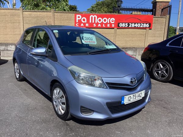 Toyota Yaris Hatchback, Petrol, 2012, Blue
