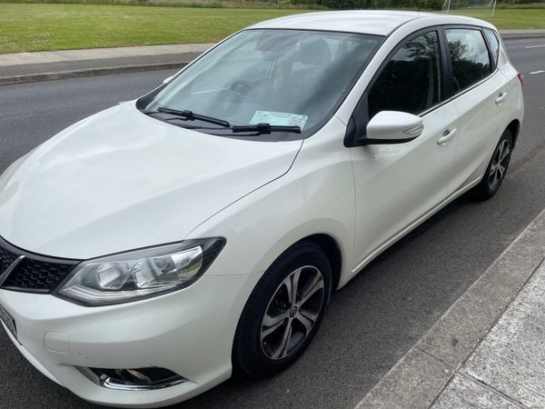 Nissan Pulsar Hatchback, Diesel, 2016, White