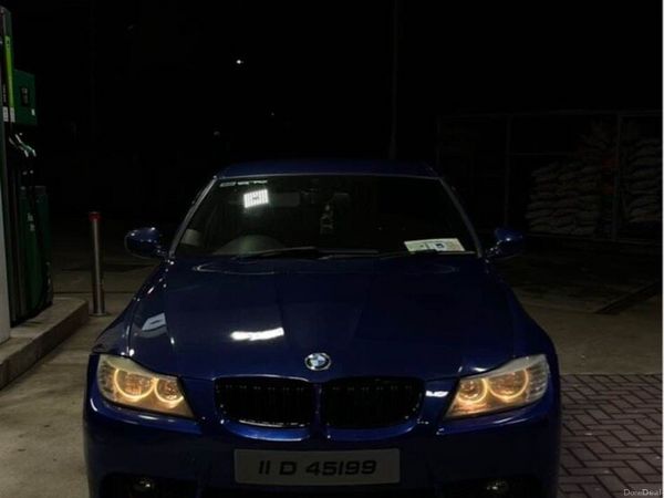BMW 3-Series Saloon, Diesel, 2011, Blue