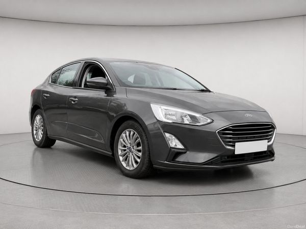Ford Focus Hatchback, Diesel, 2019, Grey