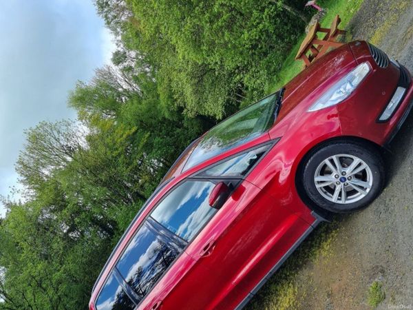 Ford Galaxy MPV, Diesel, 2017, Red