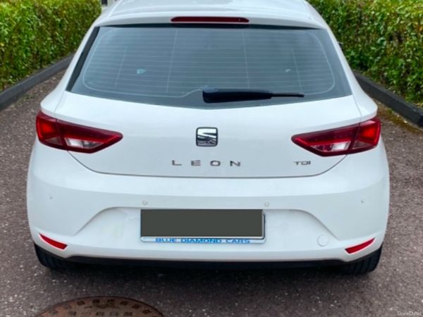 SEAT Leon Estate, Diesel, 2015, White