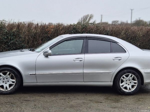 Mercedes-Benz E-Class Saloon, Petrol, 2004, Silver
