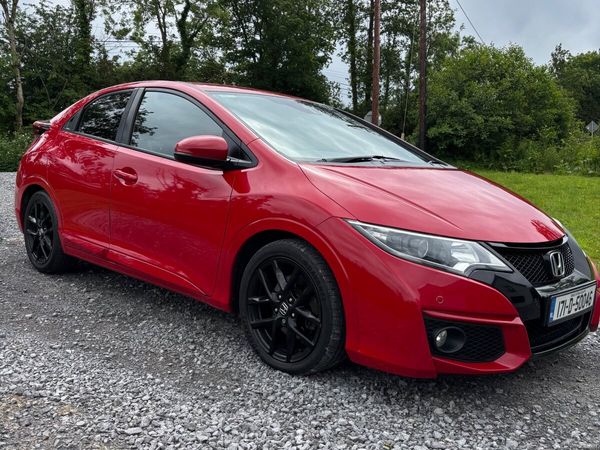 Honda Civic Hatchback, Diesel, 2017, Red