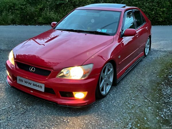 Lexus IS Saloon, Petrol, 2005, Red