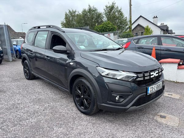 Dacia Jogger MPV, Petrol, 2023, Grey