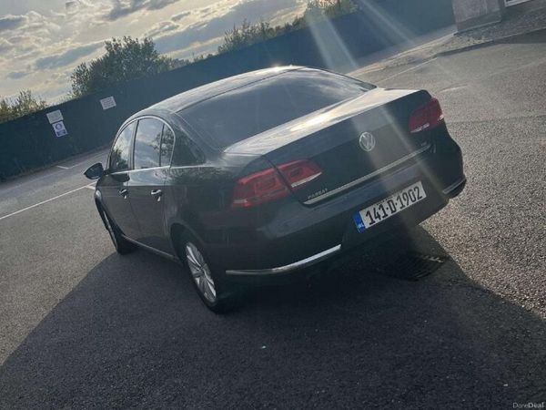 Volkswagen Passat Saloon, Diesel, 2014, Black