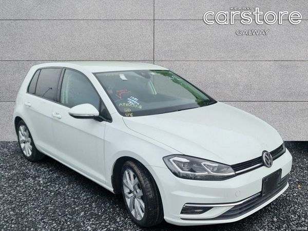 Volkswagen Golf Hatchback, Petrol, 2017, White