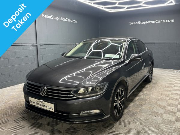 Volkswagen Passat Saloon, Diesel, 2019, Grey