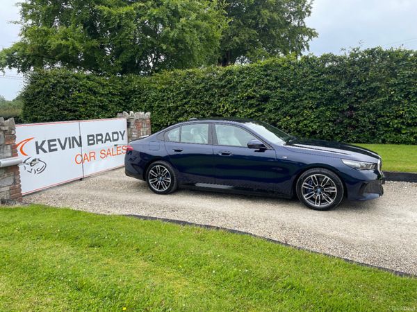 BMW i5 Saloon, Electric, 2024, Blue