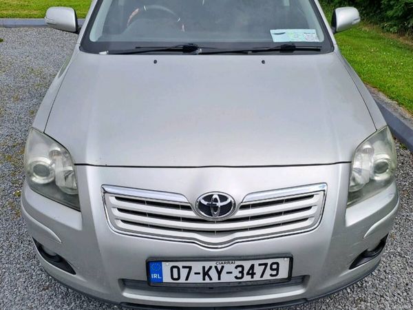 Toyota Avensis Saloon, Petrol, 2007, Silver