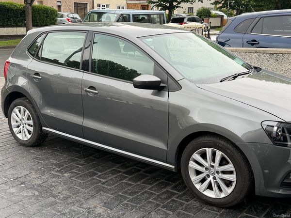 Volkswagen Polo Hatchback, Petrol, 2017, Grey