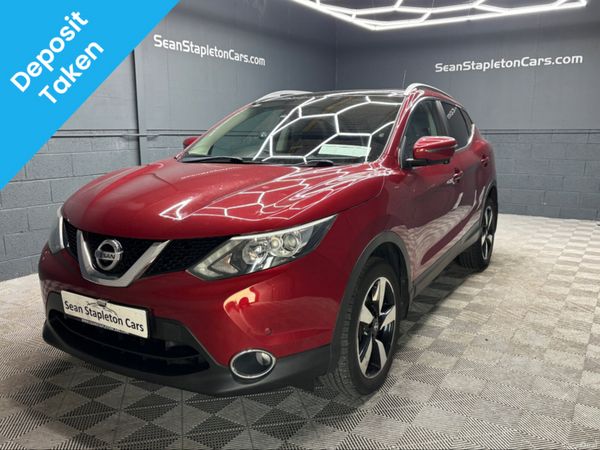 Nissan Qashqai MPV, Diesel, 2017, Red