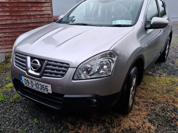 Nissan Qashqai Hatchback, Petrol, 2009, Silver