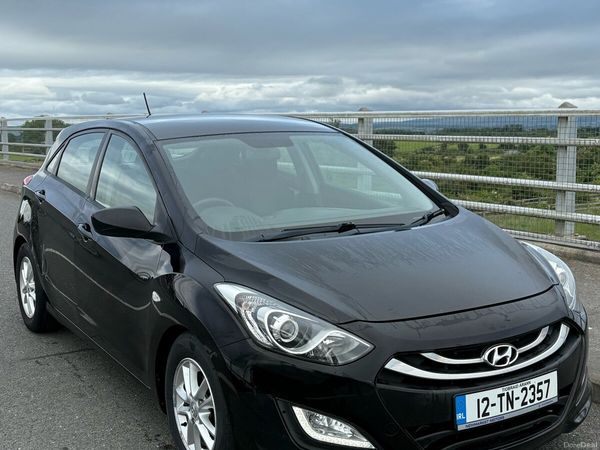 Hyundai i30 Hatchback, Diesel, 2012, Black