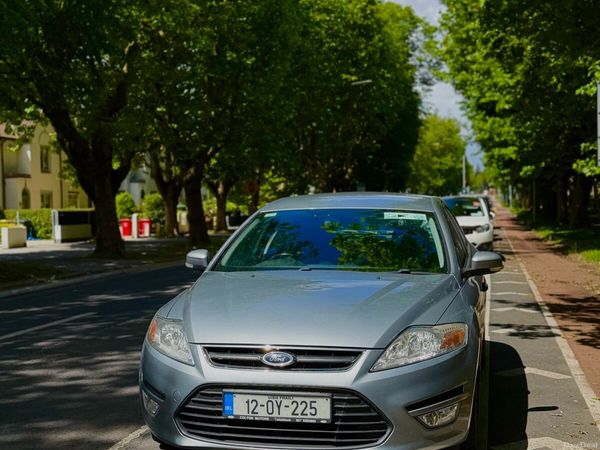 Ford Mondeo Hatchback, Diesel, 2012, Grey