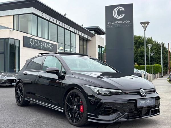 Volkswagen Golf Estate, Petrol, 2025, Black