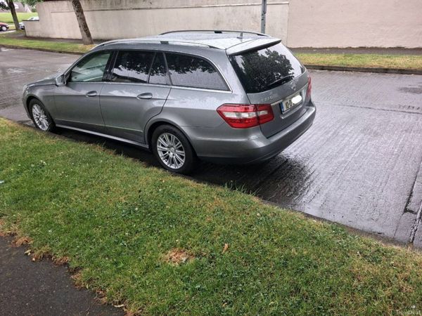 Mercedes-Benz E-Class Estate, Diesel, 2010, Silver
