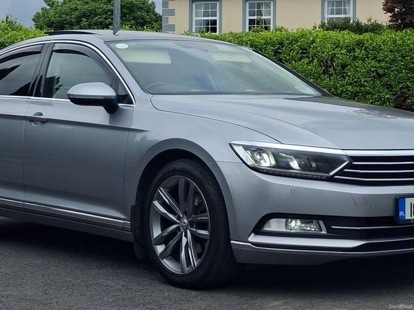 Volkswagen Passat Saloon, Diesel, 2018, Silver