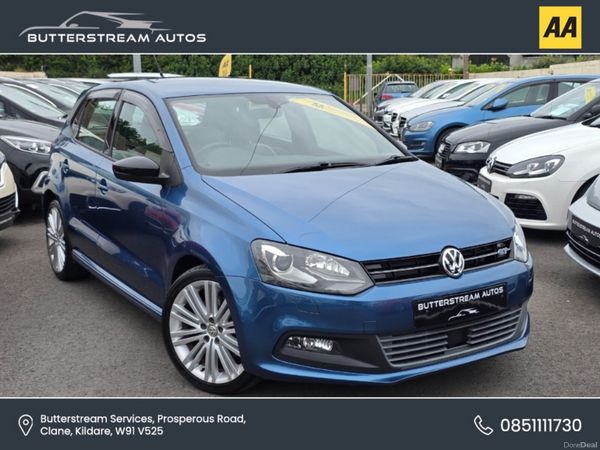 Volkswagen Polo Hatchback, Petrol, 2015, Blue