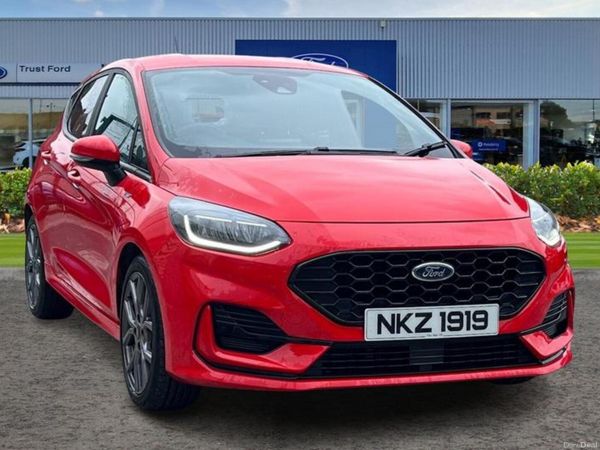 Ford Fiesta Hatchback, Petrol, 2023, Red