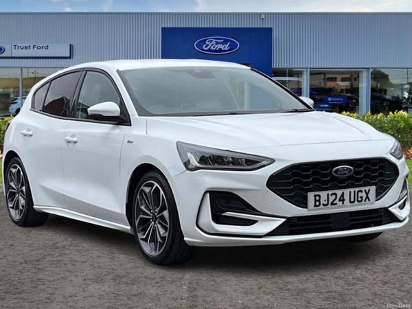 Ford Focus Hatchback, Petrol, 2024, White