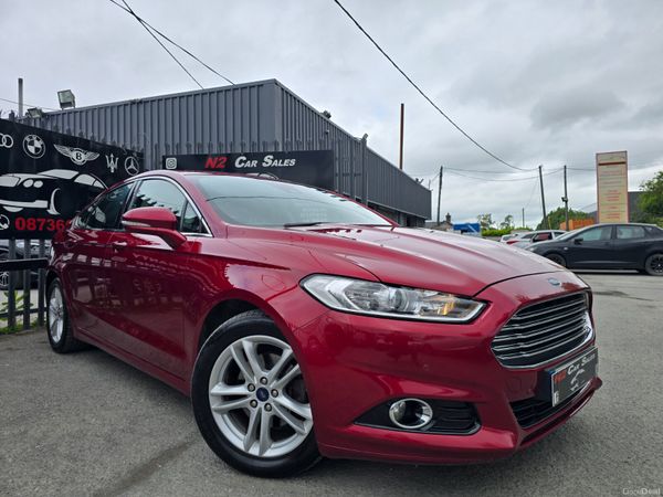 Ford Mondeo Hatchback, Diesel, 2016, Red