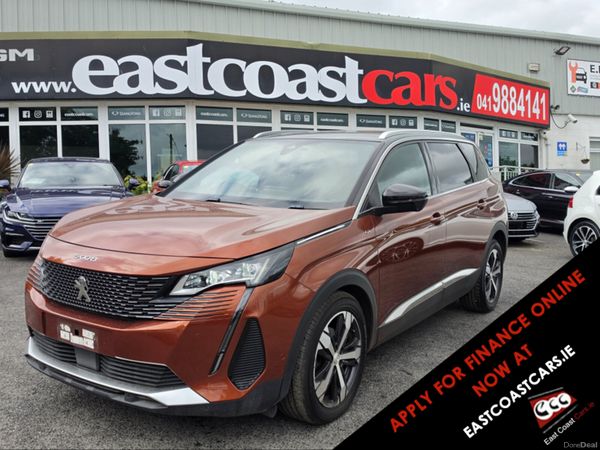 Peugeot 5008 MPV, Diesel, 2021, Orange