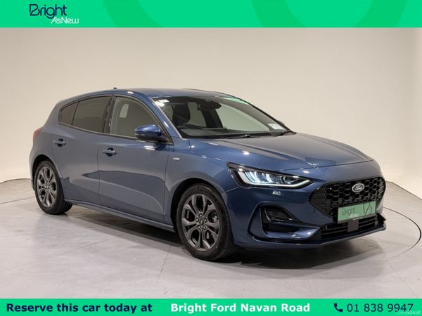 Ford Focus Hatchback, Petrol Hybrid, 2025, Blue