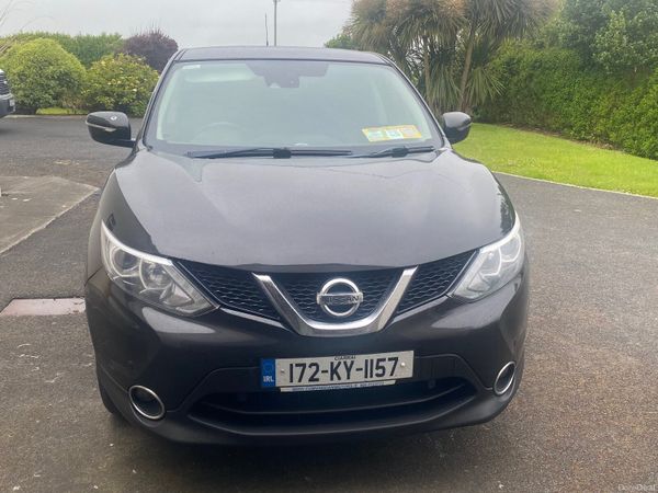 Nissan Qashqai SUV, Diesel, 2017, Black