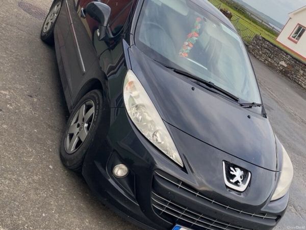 Peugeot 207 Hatchback, Diesel, 2012, Black