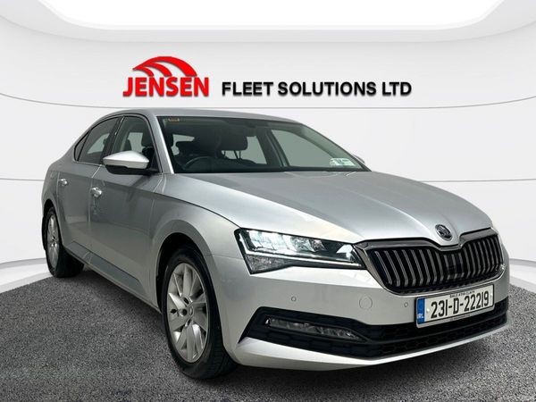 Skoda Superb Saloon, Diesel, 2023, Grey