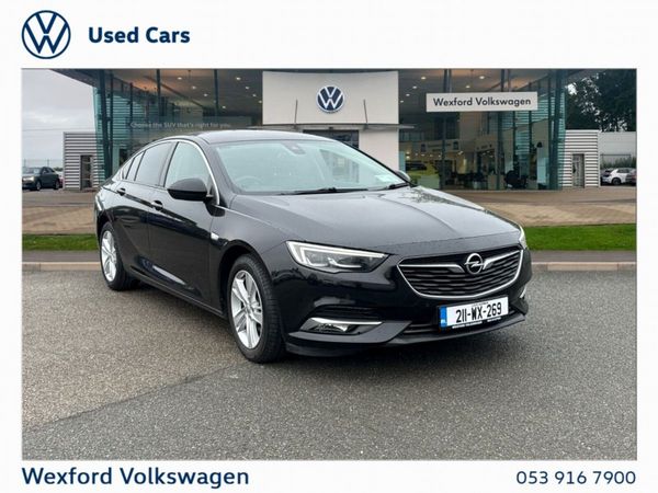 Opel Insignia Hatchback, Diesel, 2021, Black