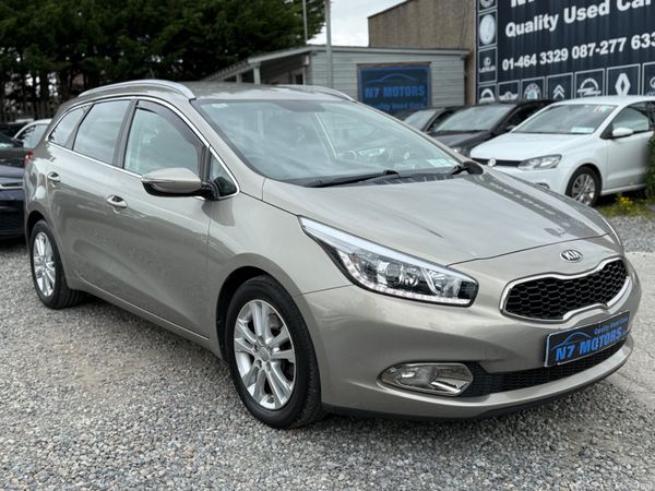 Kia Ceed Estate/Jeep, Diesel, 2015, Silver