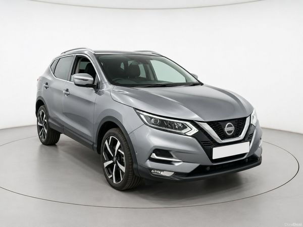 Nissan Qashqai SUV, Diesel, 2017, Silver