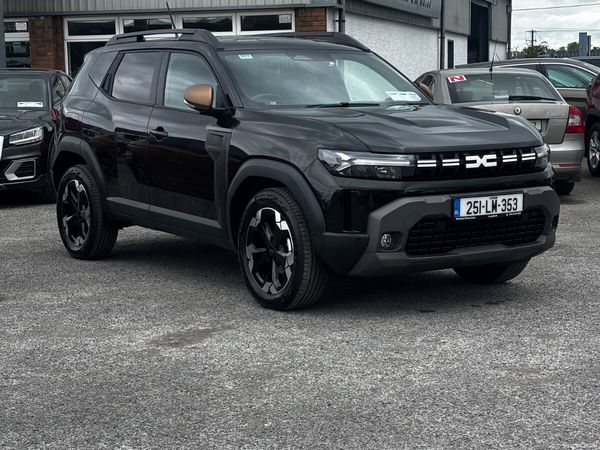Dacia Duster SUV, Petrol Hybrid, 2025, Black