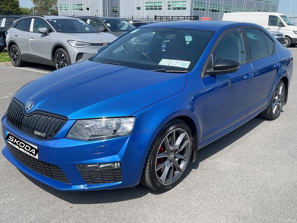 Skoda Octavia Saloon, Diesel, 2016, Blue