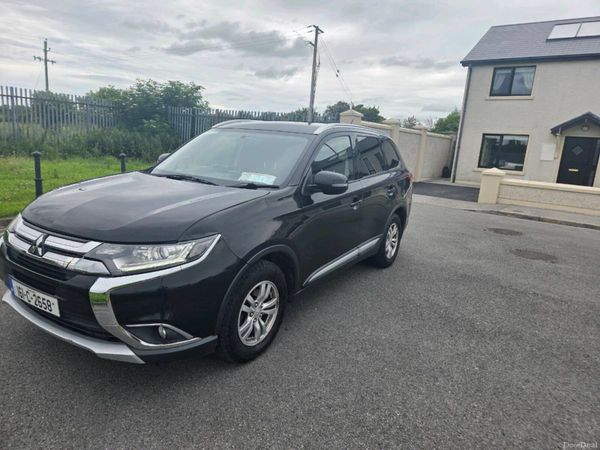 Mitsubishi Outlander SUV, Diesel, 2016, Black